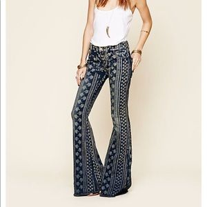 Free People Bali Bellbottoms size 27